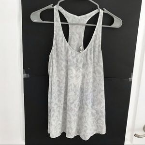 ✴️NWT Joie Pale Gray Silk Sleeveless Top SzXS